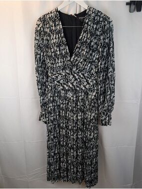 Rochas Paris pleated dress size XS(40) BNWT